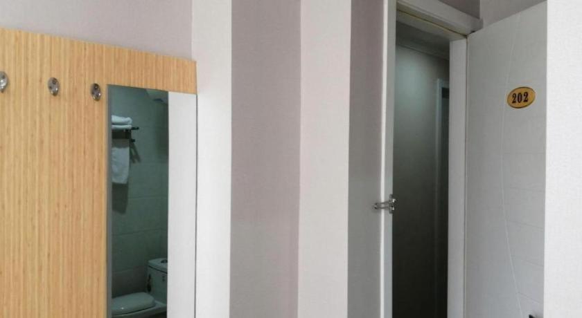 Hotel Shell Normal Hongcao Road Metro Station Guiping Road