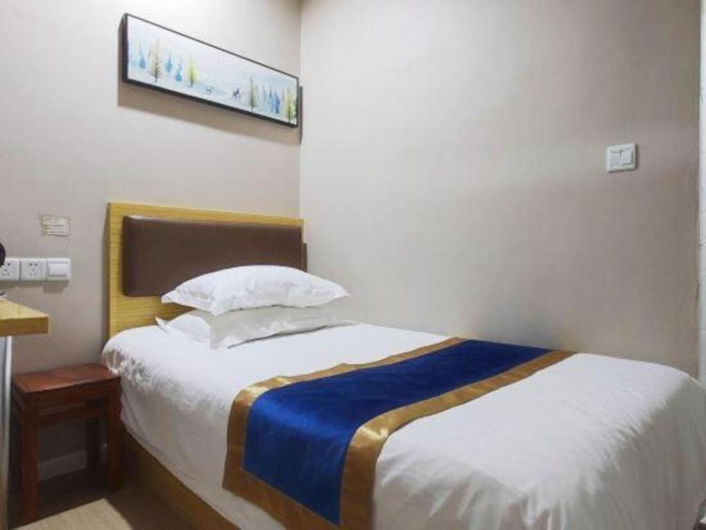 Hotel Shell Normal Hongcao Road Metro Station Guiping Road Shanghai