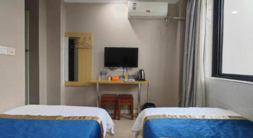 Hotel Shell Normal Hongcao Road Metro Station Guiping Road Shanghai